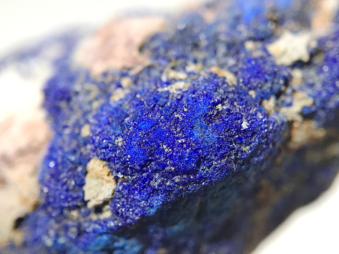 トゥイシット鉱山産アズライト(藍銅鉱)/Azurite